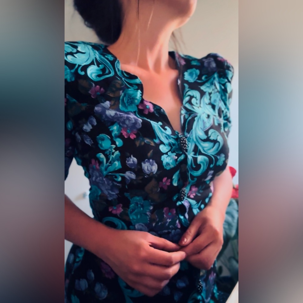 Vintage By Choice Pencil Dress - Picture 4 of 5